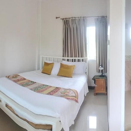 M-Plus Homestay Sukhothai Exterior foto